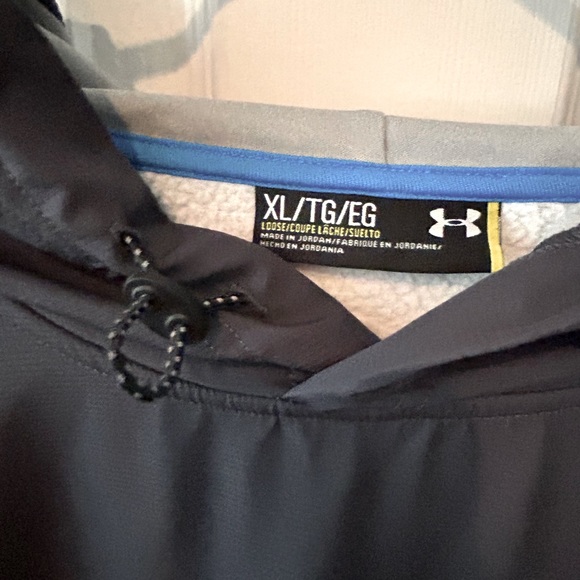 UNDER ARMOUR Mens XL Two Toned Dark and Light Grey Fleece Lined Hoodie - Picture 5 of 6